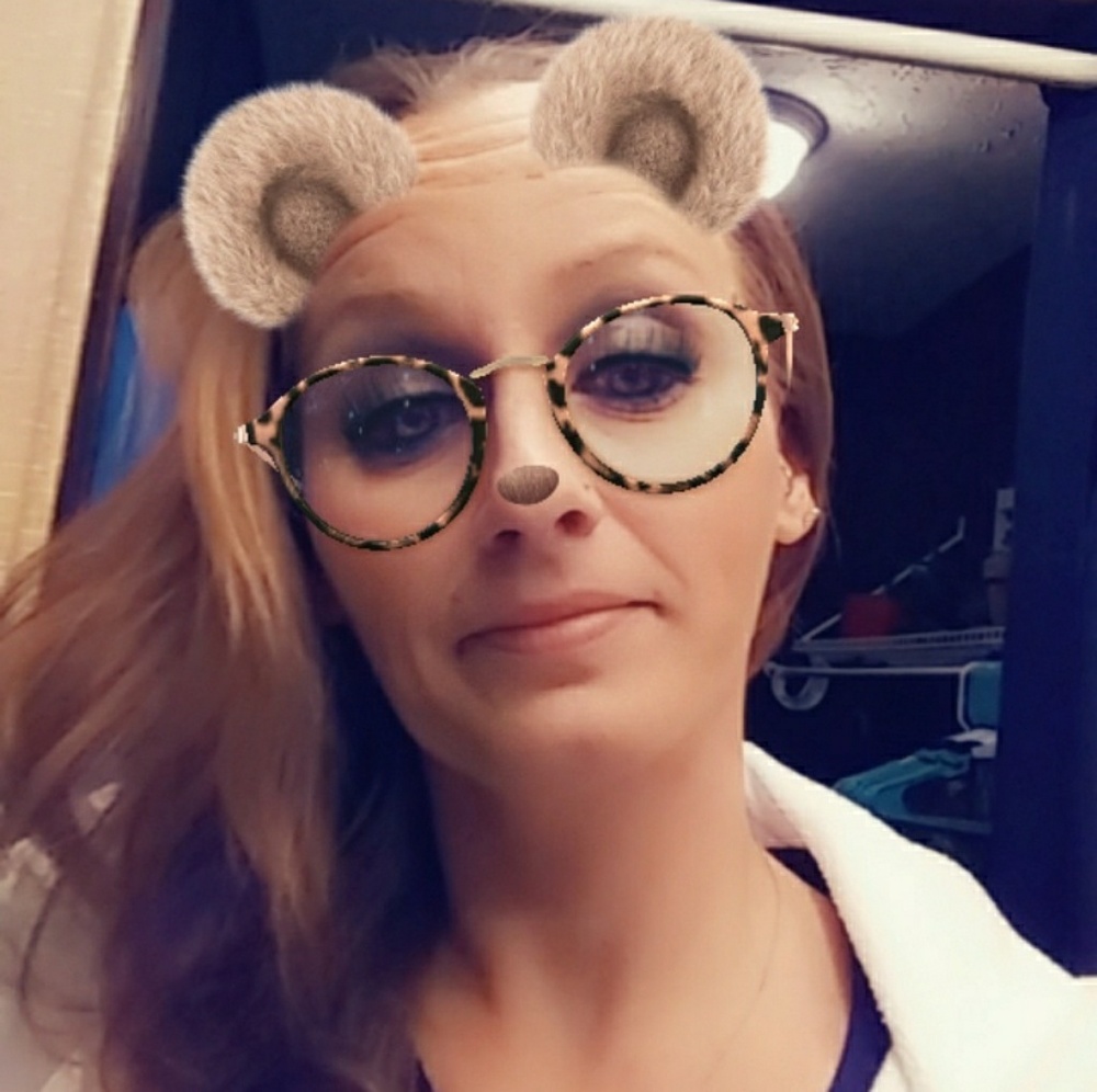 Meet your Posher, Angie